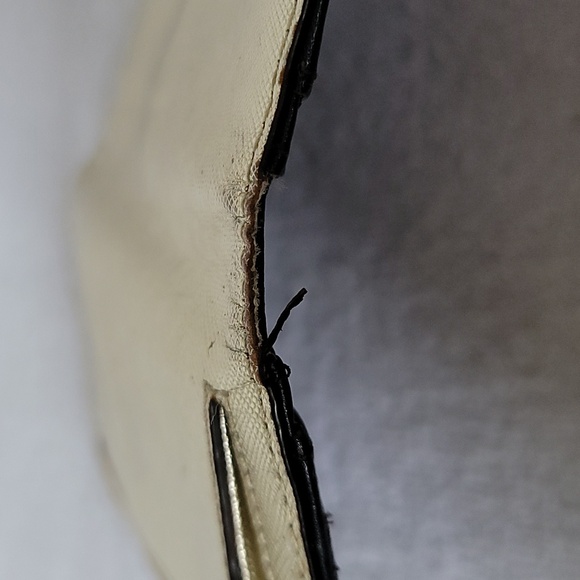 Kate Spade New York gold shimmer long wallet - Picture 8 of 16